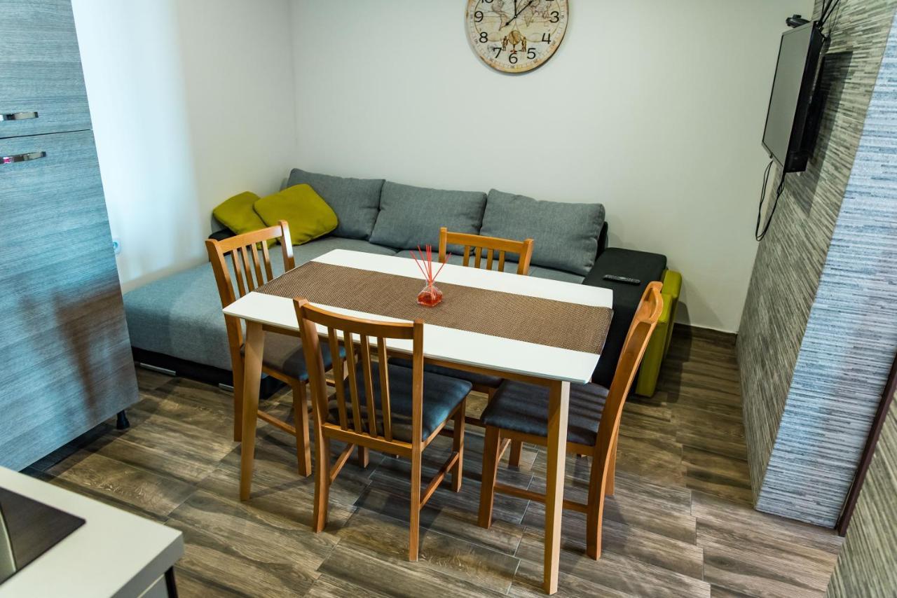 Ella Apartment Lukovo Šugarje Екстериор снимка