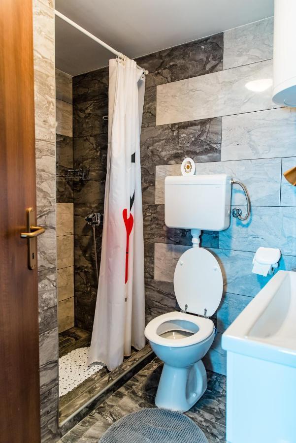Ella Apartment Lukovo Šugarje Екстериор снимка