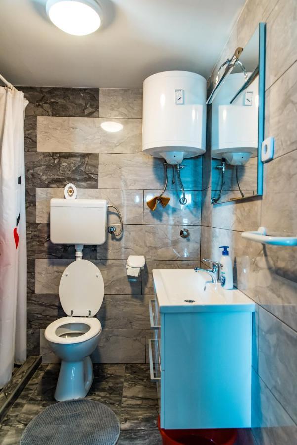 Ella Apartment Lukovo Šugarje Екстериор снимка